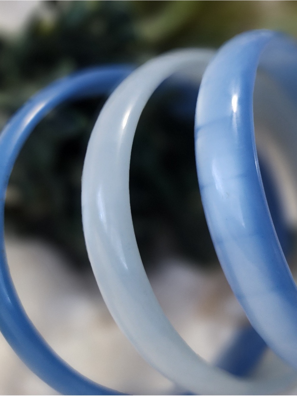 Vintage Moonglow Style Bangle Bracelets -Retro Lucite/Acrylic Stackable Jewelry